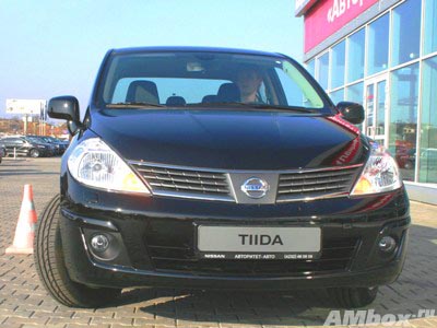 Тест-драйв Nissan Tiida